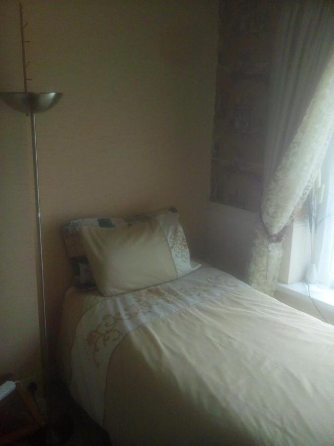 The Principality 2 Singles Bedroom 卡迪夫 外观 照片